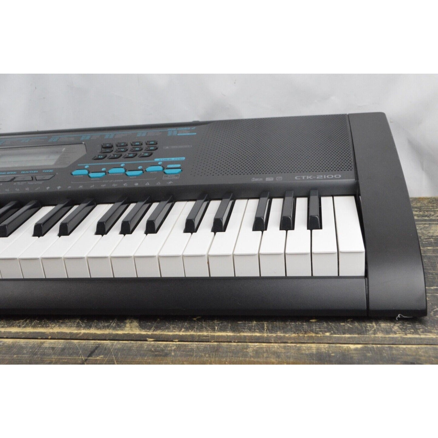 Casio CTK-2100 Electric 61-Key Standard Personal Keyboardbl