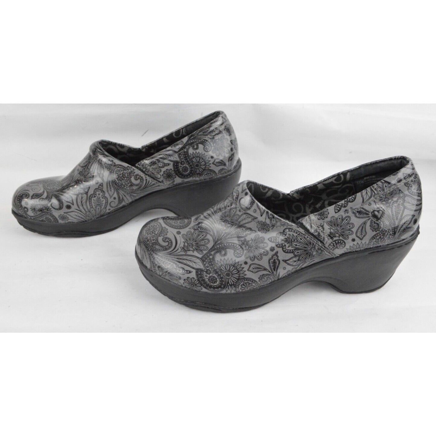 Nurse Mates Womens Pillow Top Bryar Black Gray Paisley Clog Sz 11w #251363