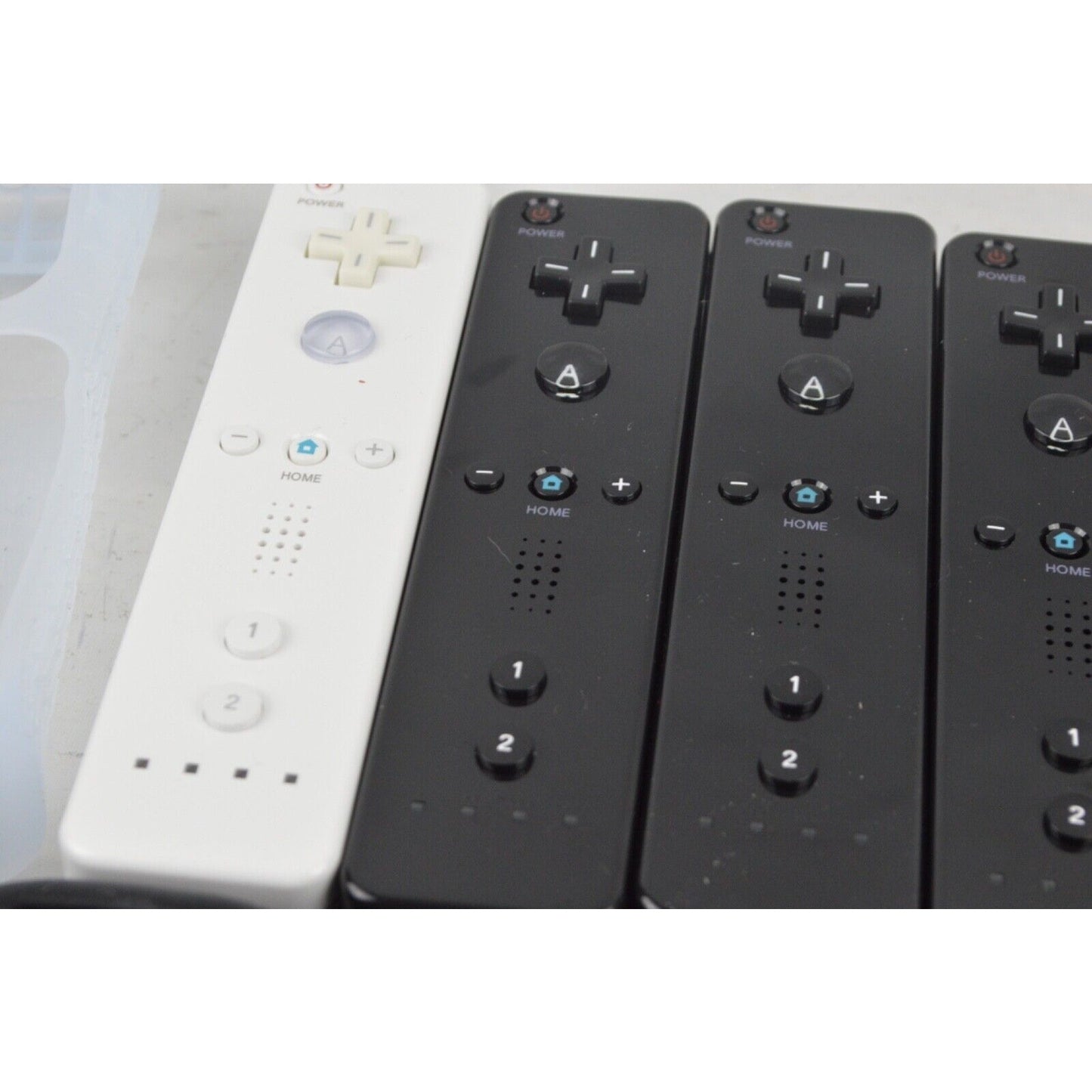 Lot x7 GENERIC Remote Controllers Black White RVL-003 W/ Skins For Nintendo Wii