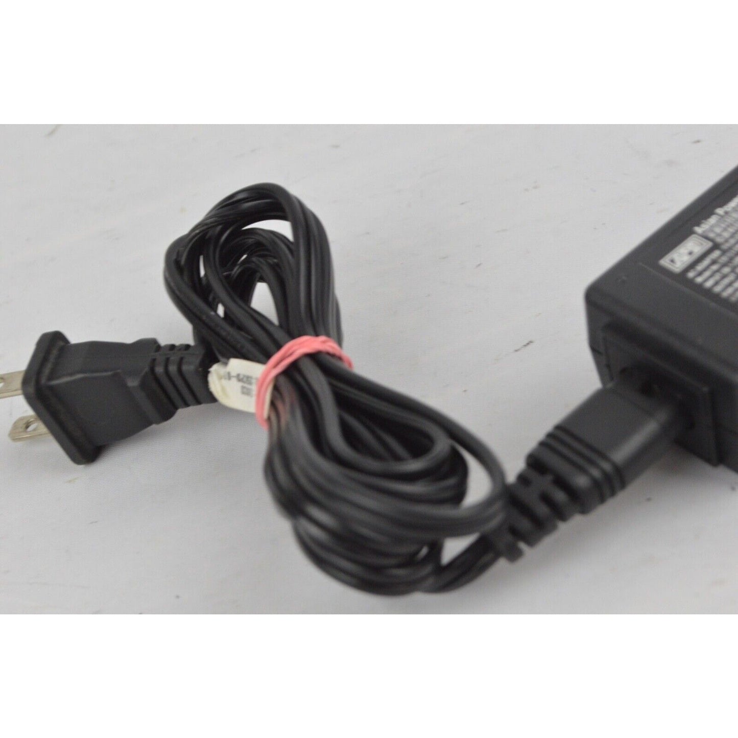 APD Asian Power Devices Inc Power Adapter Model DA-36C12 12V 3A 100-240V