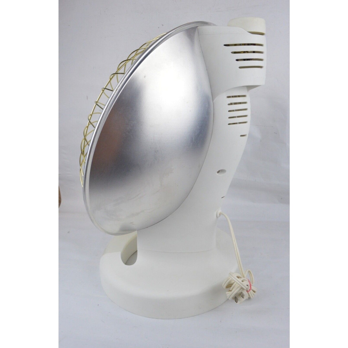 Presto HeatDish Parabolic Electric Heater Portable plus Footlight 0791206 White