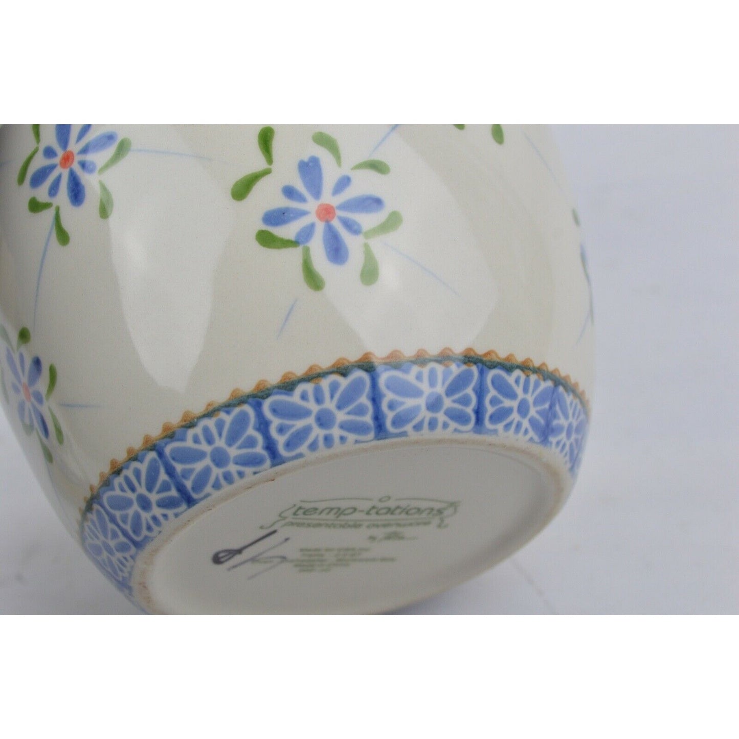 Ceramic Canister Cookie Jar Temptations Trellis By Tona 2.0 QT Blue Floral