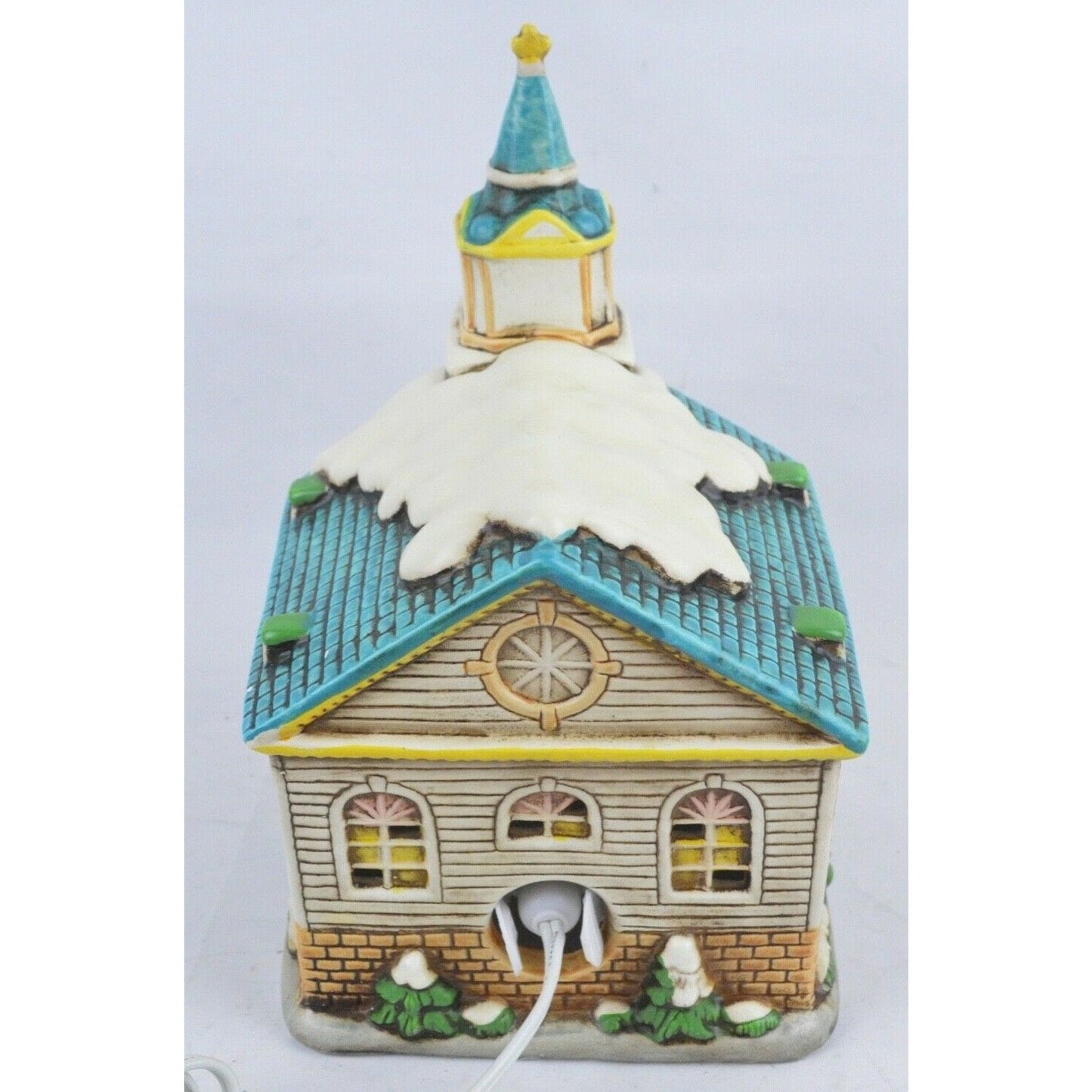 1986 Geo Z Lefton #05820 China Christmas Porcelain Church Village Hand Painted