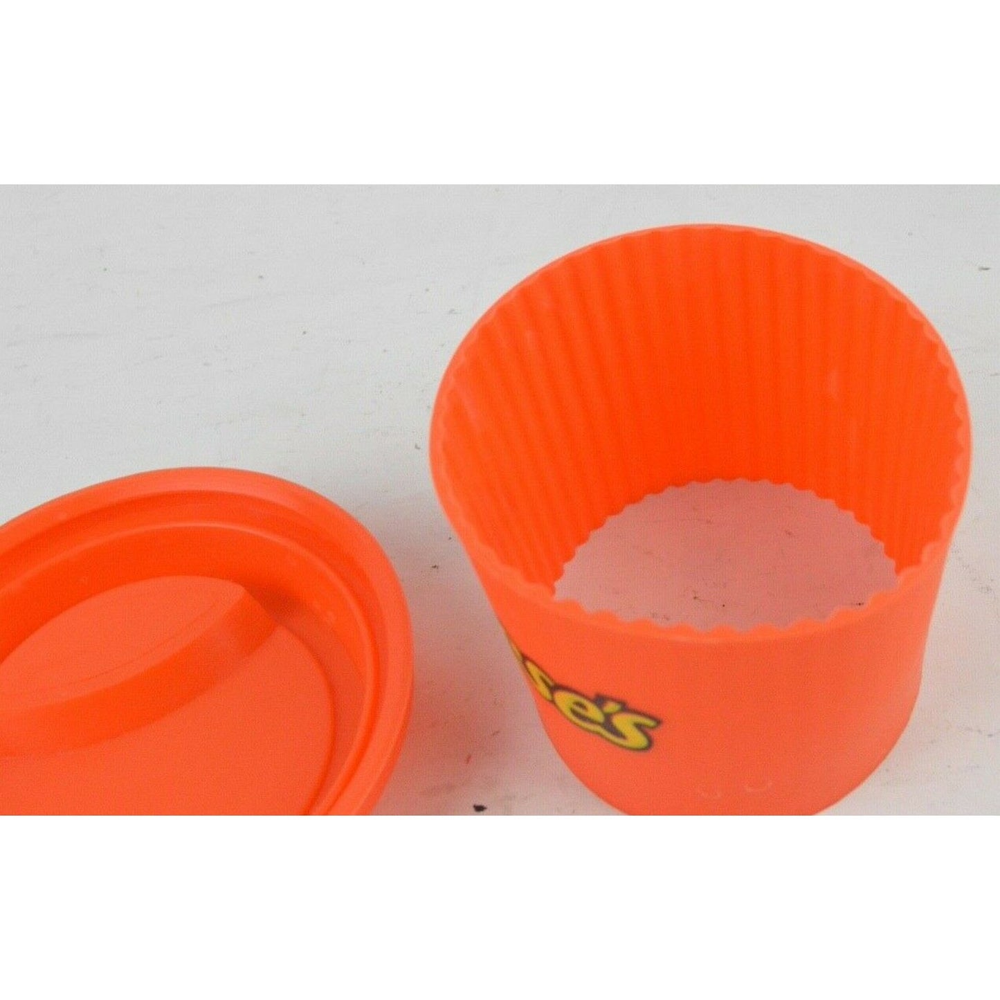 Reese's Peanut Butter Ceramic Coffee Mug Cup Tumbler 16oz Silicone Lid Grip