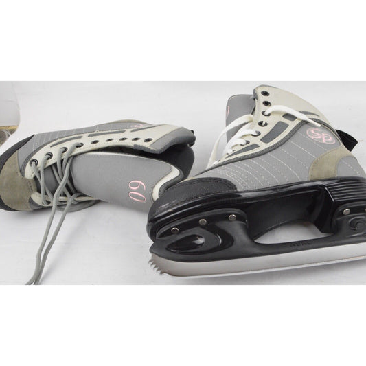 Ice Figure Skates CCM 60 Jamie Sale David Pelletier Grey Jr Size 3