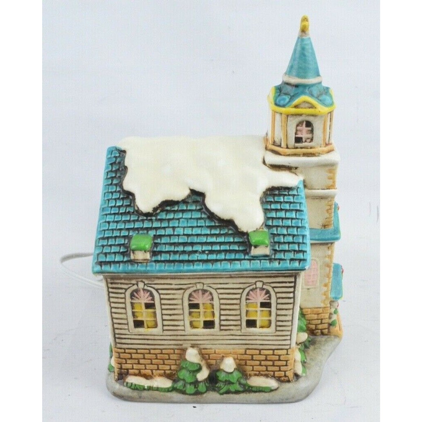 1986 Geo Z Lefton #05820 China Christmas Porcelain Church Village Hand Painted