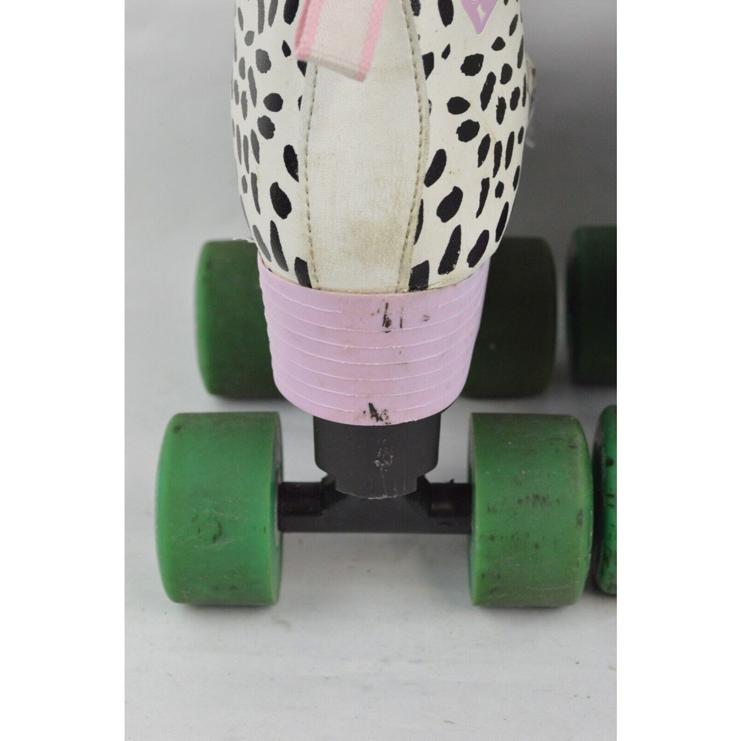 Circle Society Roller Skates Retro Leopard Print Adjustable Sz/12-3 #168591 Pink