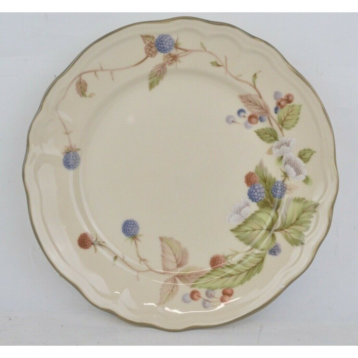 Set 8x Salad Plates Epoch Summer Hill E-530 Beige Flowers Berries Korea 7-1/2''